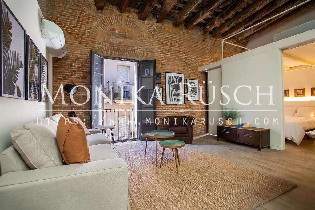2 bedroom Flat for sale in Barcelona city with pool - € 525,000 (Ref: 7467406)