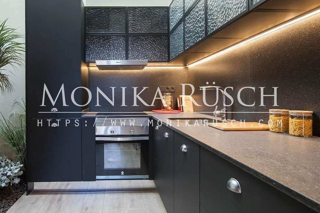 2 bedroom Flat for sale in Barcelona city with pool - € 505,000 (Ref: 7467411)