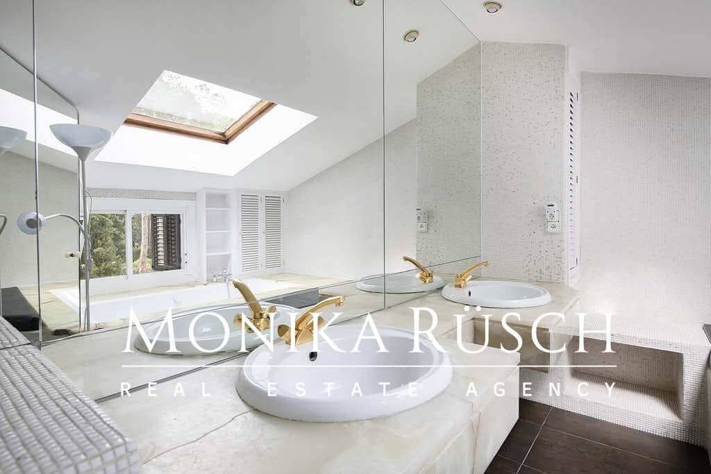 6 bedroom Villa for rent in Sant Cugat del Valles with pool garage - € 7,650 (Ref: 7887225)