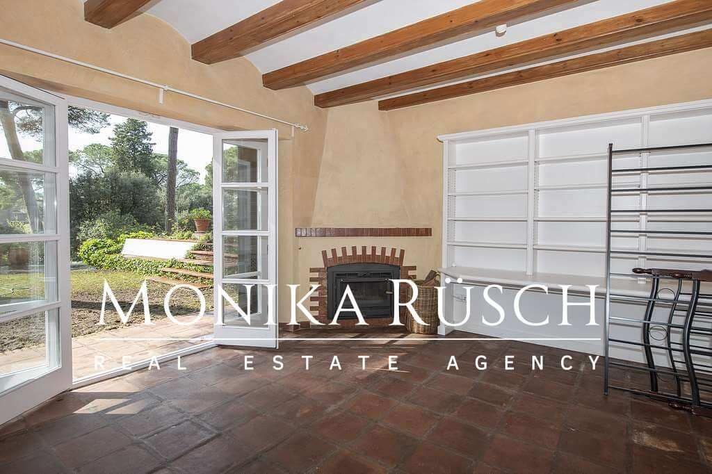 6 bedroom Villa for rent in Sant Cugat del Valles with pool garage - € 7,650 (Ref: 7887225)