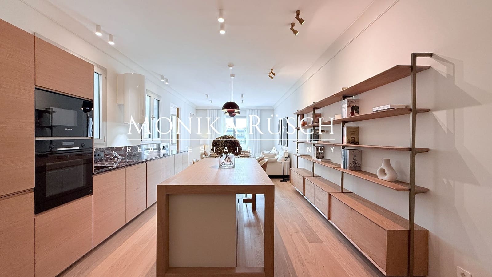 4 soveværelse Lejlighed til salg i Barcelona by - € 1.100.000 (Ref: 8409032)