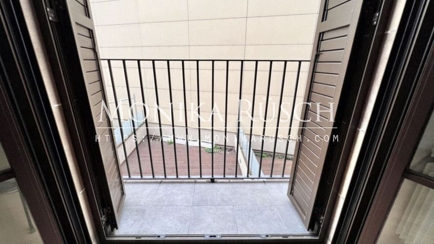 1 makuuhuone Asunto myytävänä paikassa Barcelona kaupunki mukana uima-altaan 
autotalli - 365 000 € (Ref: 8636156)