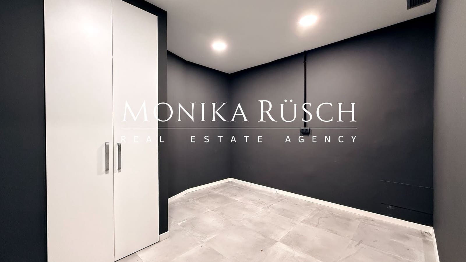 Erhverv til leje i Barcelona by - € 1.850 (Ref: 8892103)