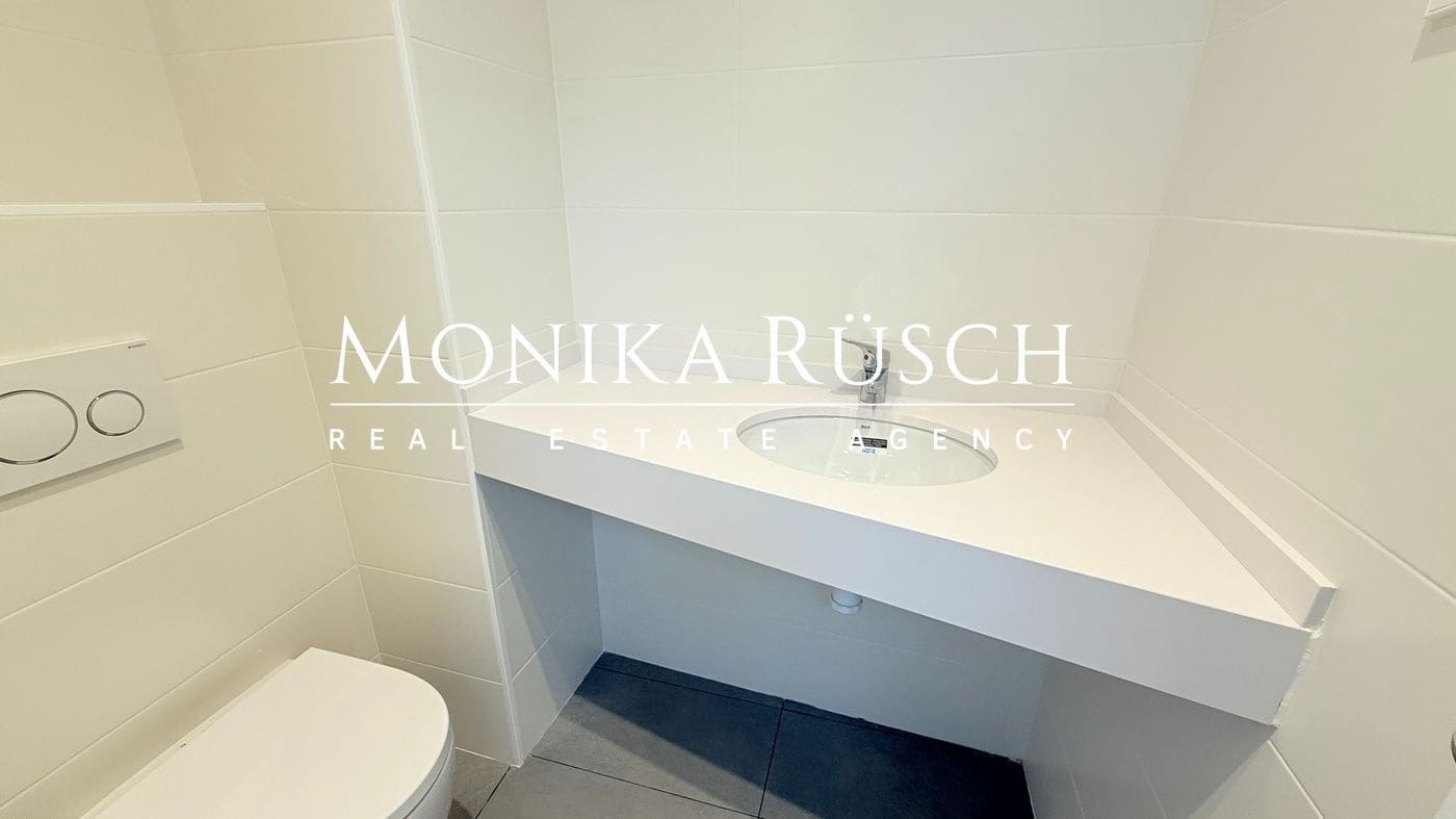 Kontor til leje i Barcelona by - € 2.870 (Ref: 8892108)