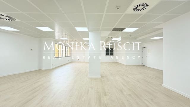 Büro zu vermieten in Les Corts, Barcelona Stadt - 2.870 € (Ref: 8892108)