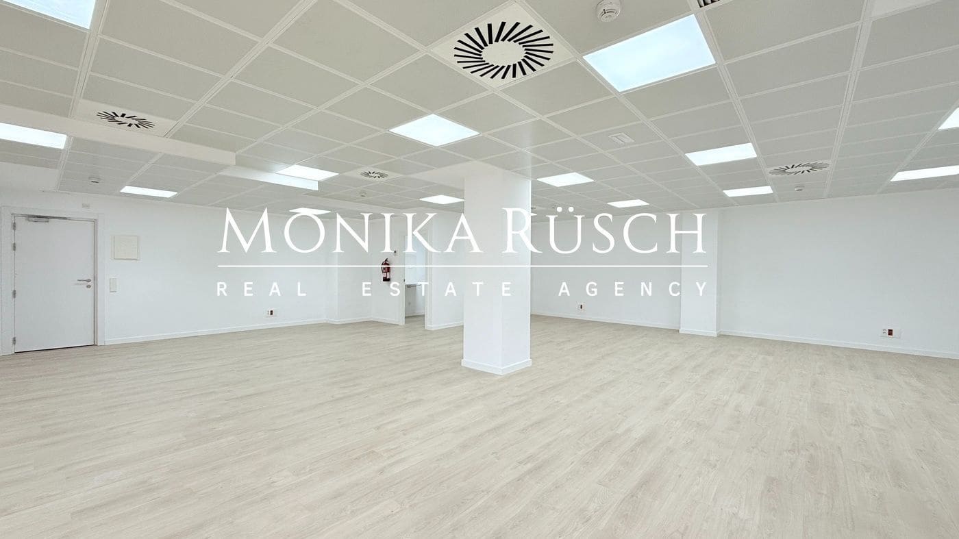 Kontor til leje i Barcelona by - € 2.870 (Ref: 8892108)