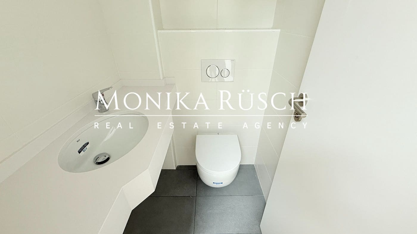 Kontor til leje i Barcelona by - € 2.870 (Ref: 8892108)