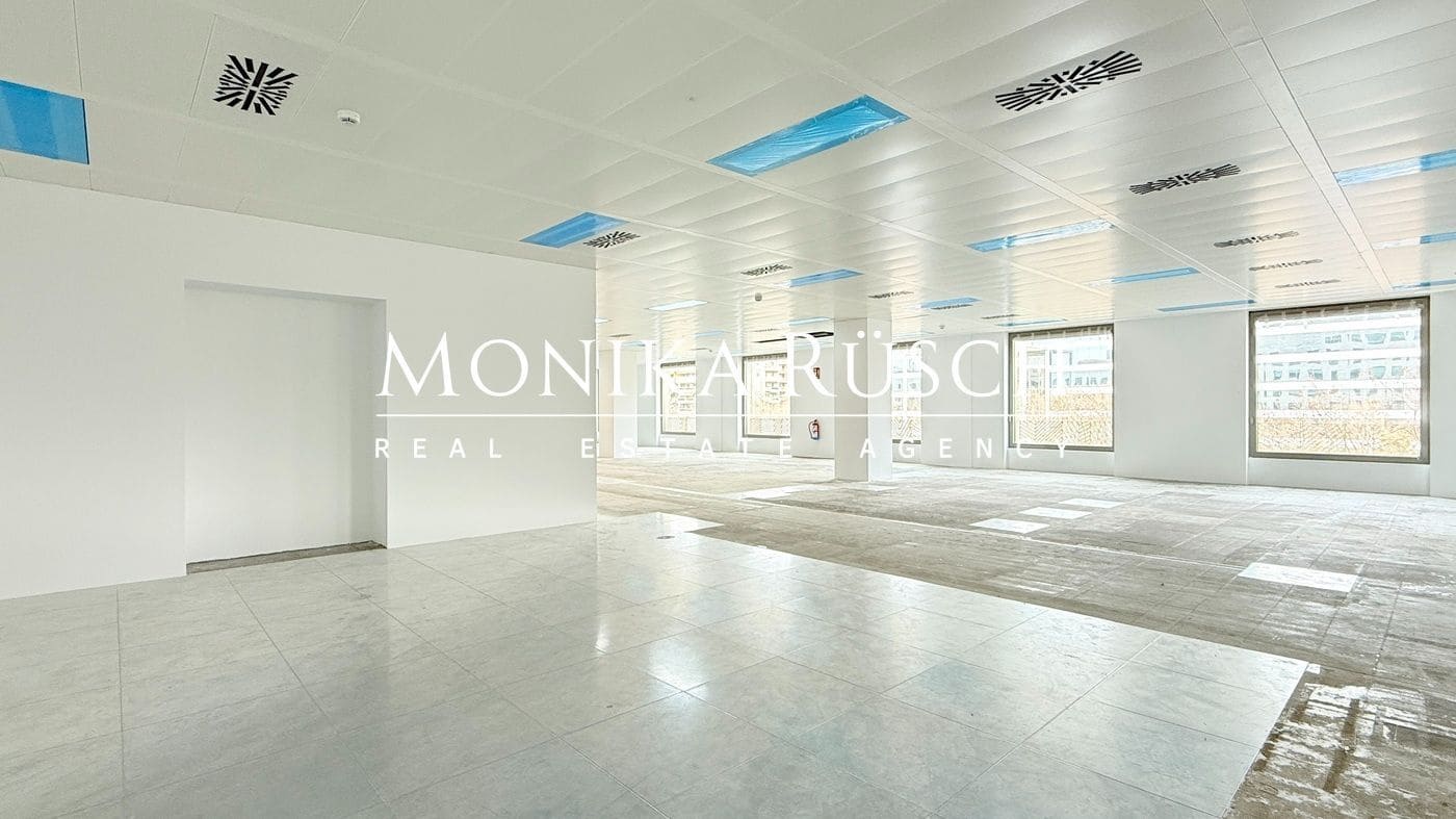 1 soveværelse Kontor til leje i Barcelona by - € 31.200 (Ref: 8892115)