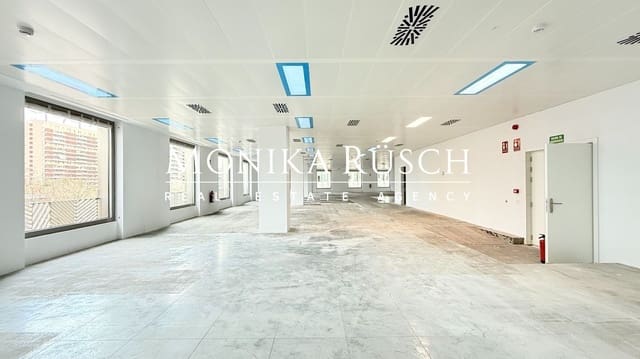 1 slaapkamer Kantoor te huur in Les Corts, Barcelona stad - € 31.200 (Ref: 8892115)