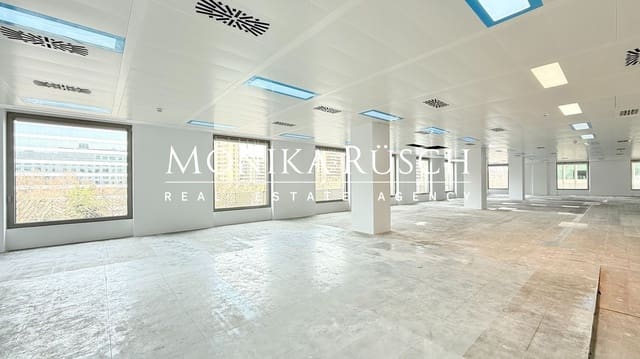 1 slaapkamer Kantoor te huur in Les Corts, Barcelona stad - € 31.200 (Ref: 8892115)