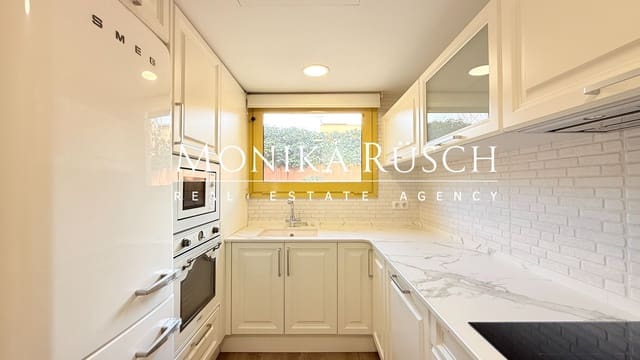 3 quarto Moradia Geminada para venda em Molins de Rei com garagem - 520 000 € (Ref: 8892117)