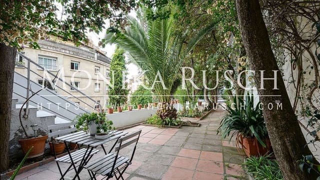 6 soverom Villa til salgs i Gràcia, Barcelona by med svømmebasseng garasje - € 1 800 000 (Ref: 8892124)