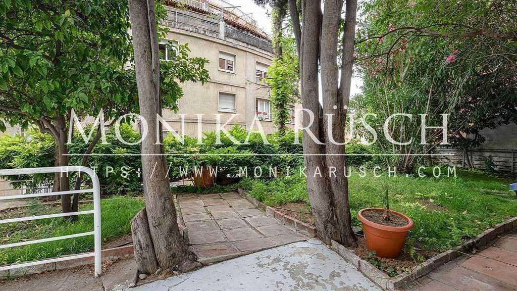 6 soverom Villa til salgs i Barcelona by med svømmebasseng garasje - € 1 800 000 (Ref: 8892124)