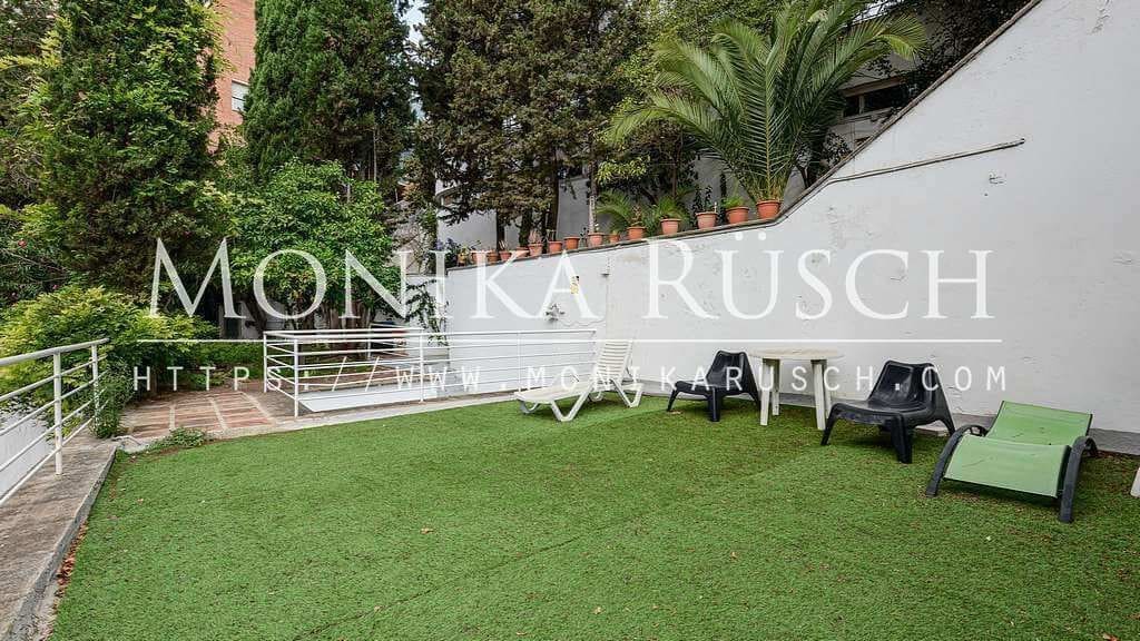 6 soverom Villa til salgs i Barcelona by med svømmebasseng garasje - € 1 800 000 (Ref: 8892124)