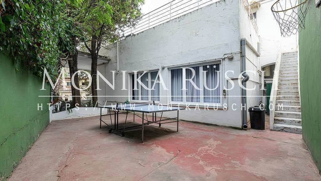 6 soverom Villa til salgs i Barcelona by med svømmebasseng garasje - € 1 800 000 (Ref: 8892124)