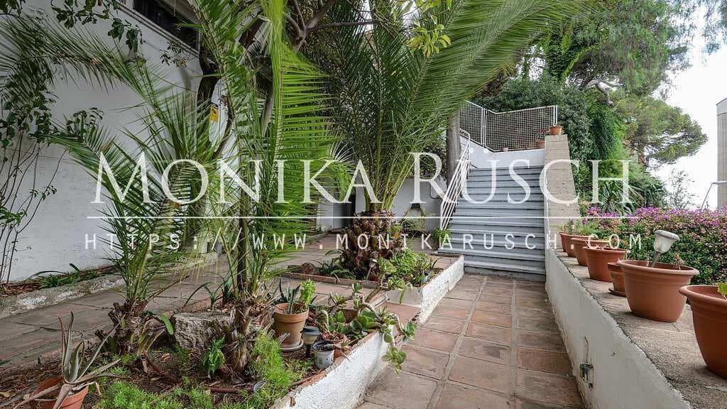 6 soverom Villa til salgs i Barcelona by med svømmebasseng garasje - € 1 800 000 (Ref: 8892124)