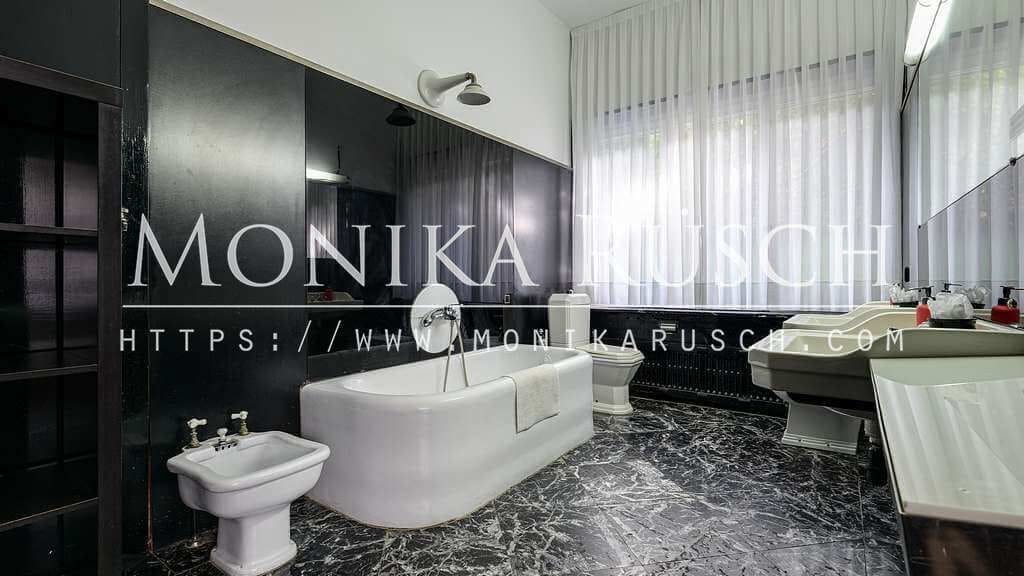 6 soverom Villa til salgs i Barcelona by med svømmebasseng garasje - € 1 800 000 (Ref: 8892124)