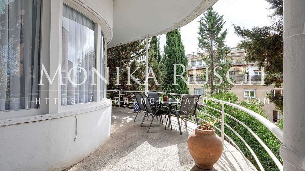 6 soverom Villa til salgs i Barcelona by med svømmebasseng garasje - € 1 800 000 (Ref: 8892124)