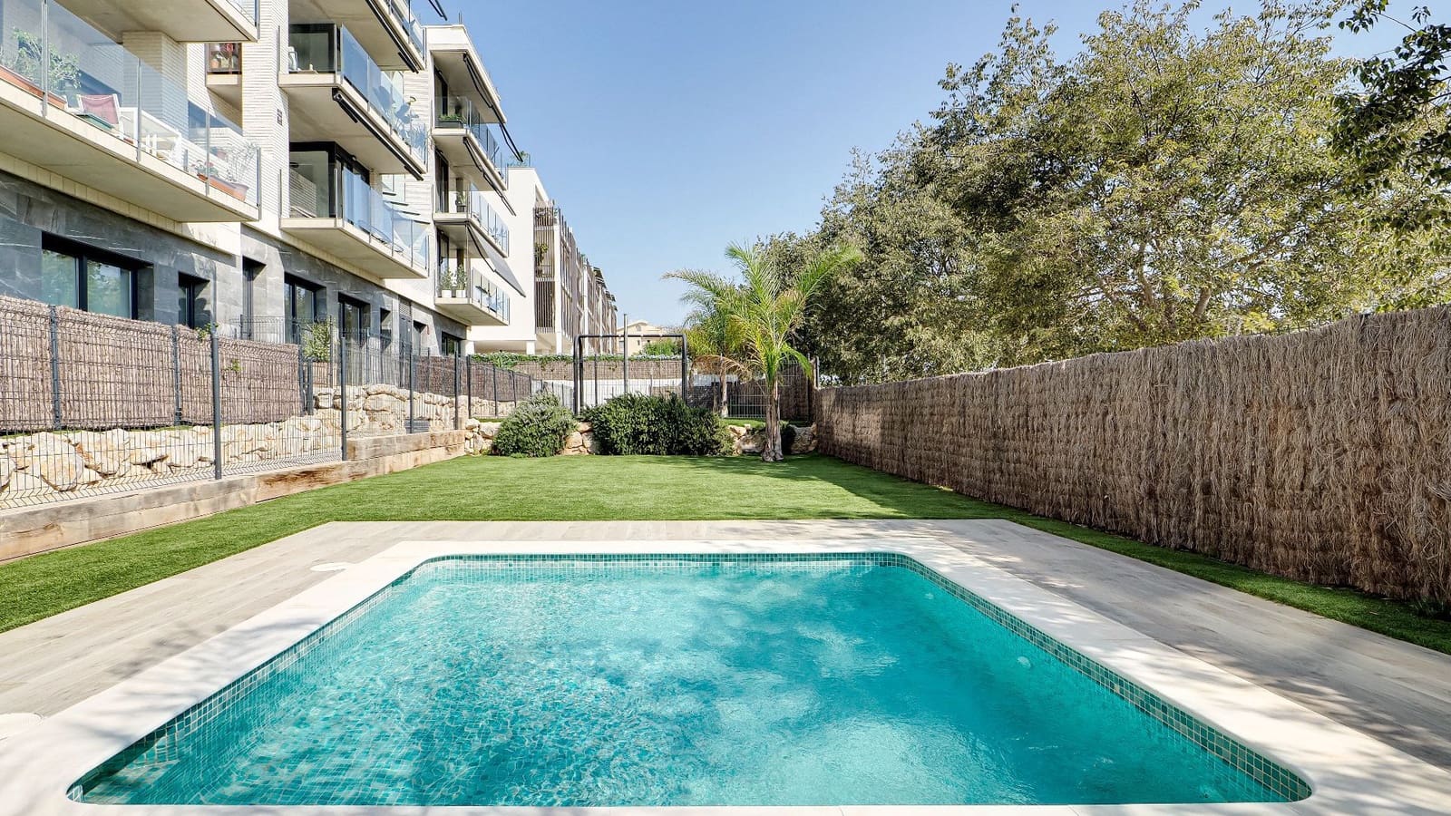 4 soveværelse Lejlighed til salg i Vilanova i la Geltru med swimmingpool garage - € 451.000 (Ref: 8914734)