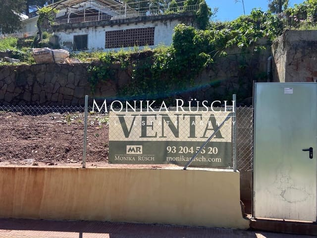 Undeveloped Land for sale in Castellví de Rosanes - € 97,000 (Ref: 8914735)