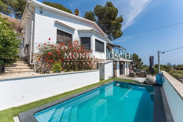 4 soveværelse Villa til leje i Castelldefels med swimmingpool - € 12.000 (Ref: 8928420)