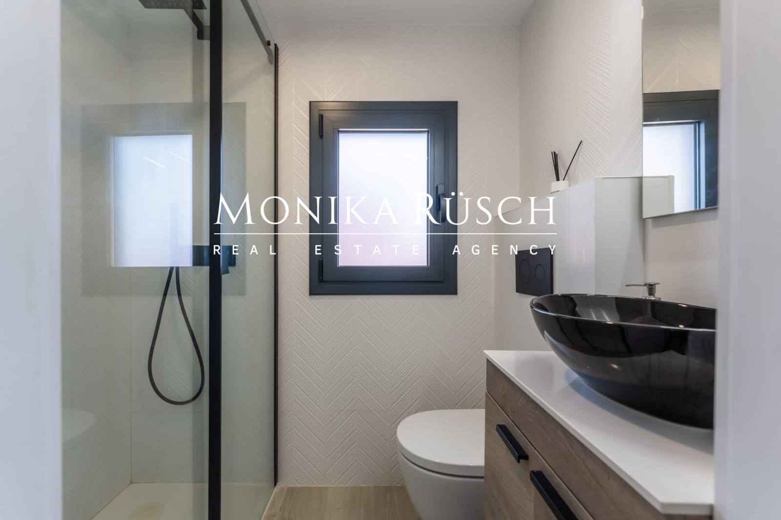 4 camera da letto Villa da affittare in Castelldefels con piscina - 12.000 € (Rif: 8928420)