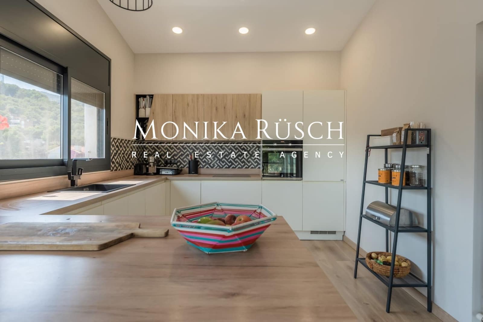 4 camera da letto Villa da affittare in Castelldefels con piscina - 12.000 € (Rif: 8928420)