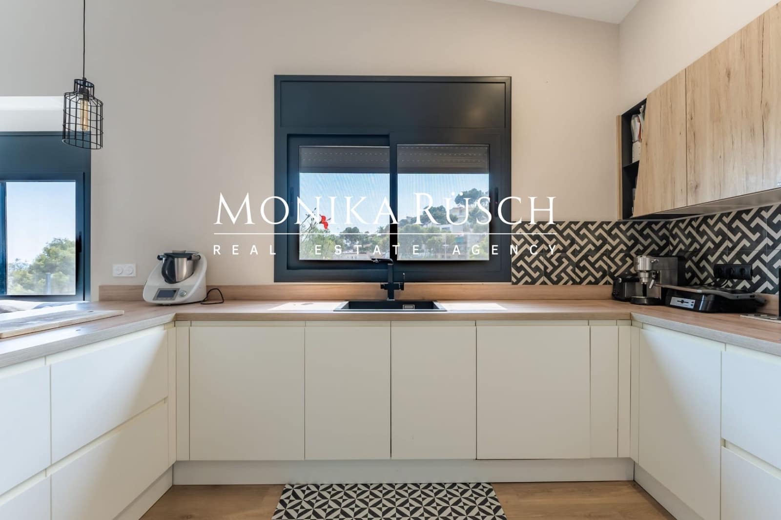 4 camera da letto Villa da affittare in Castelldefels con piscina - 12.000 € (Rif: 8928420)