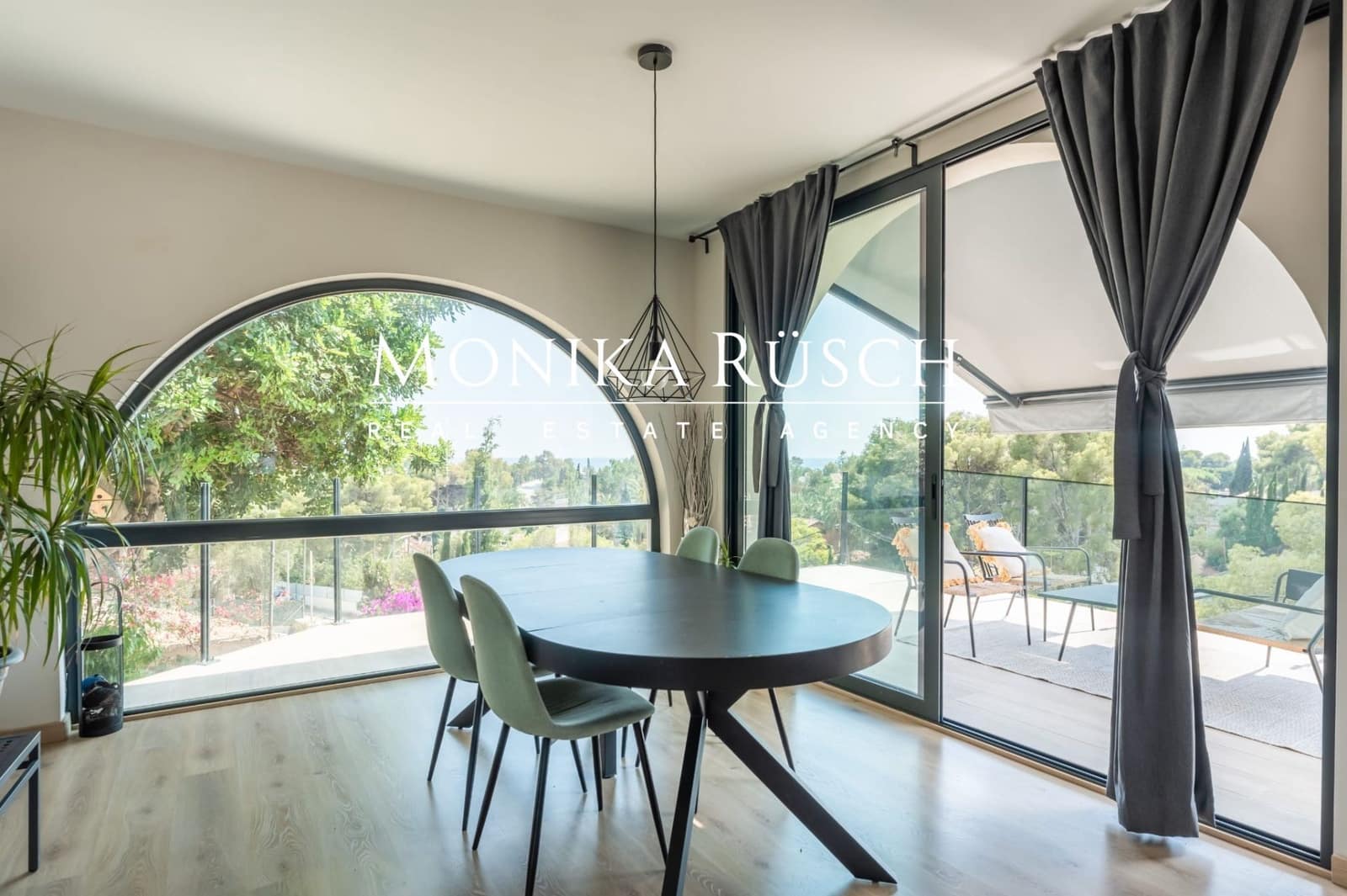 4 camera da letto Villa da affittare in Castelldefels con piscina - 12.000 € (Rif: 8928420)