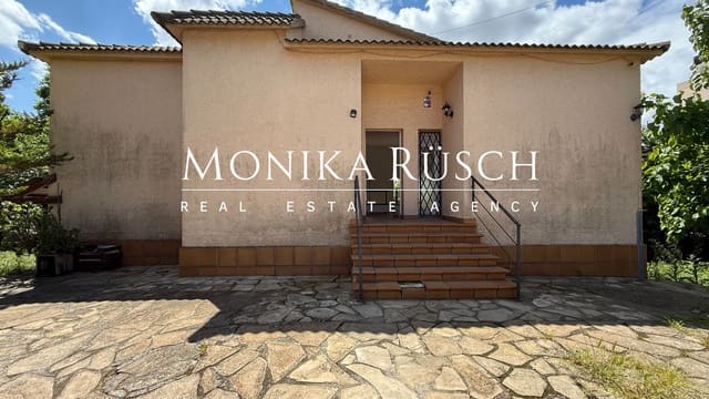 3 soveværelse Villa til salg i Pallejà med garage - € 400.000 (Ref: 8982110)