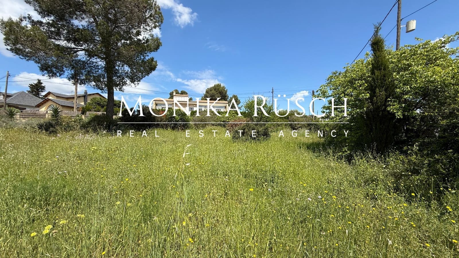 3 soverom Villa til salgs i Palleja med garasje - € 400 000 (Ref: 8982110)