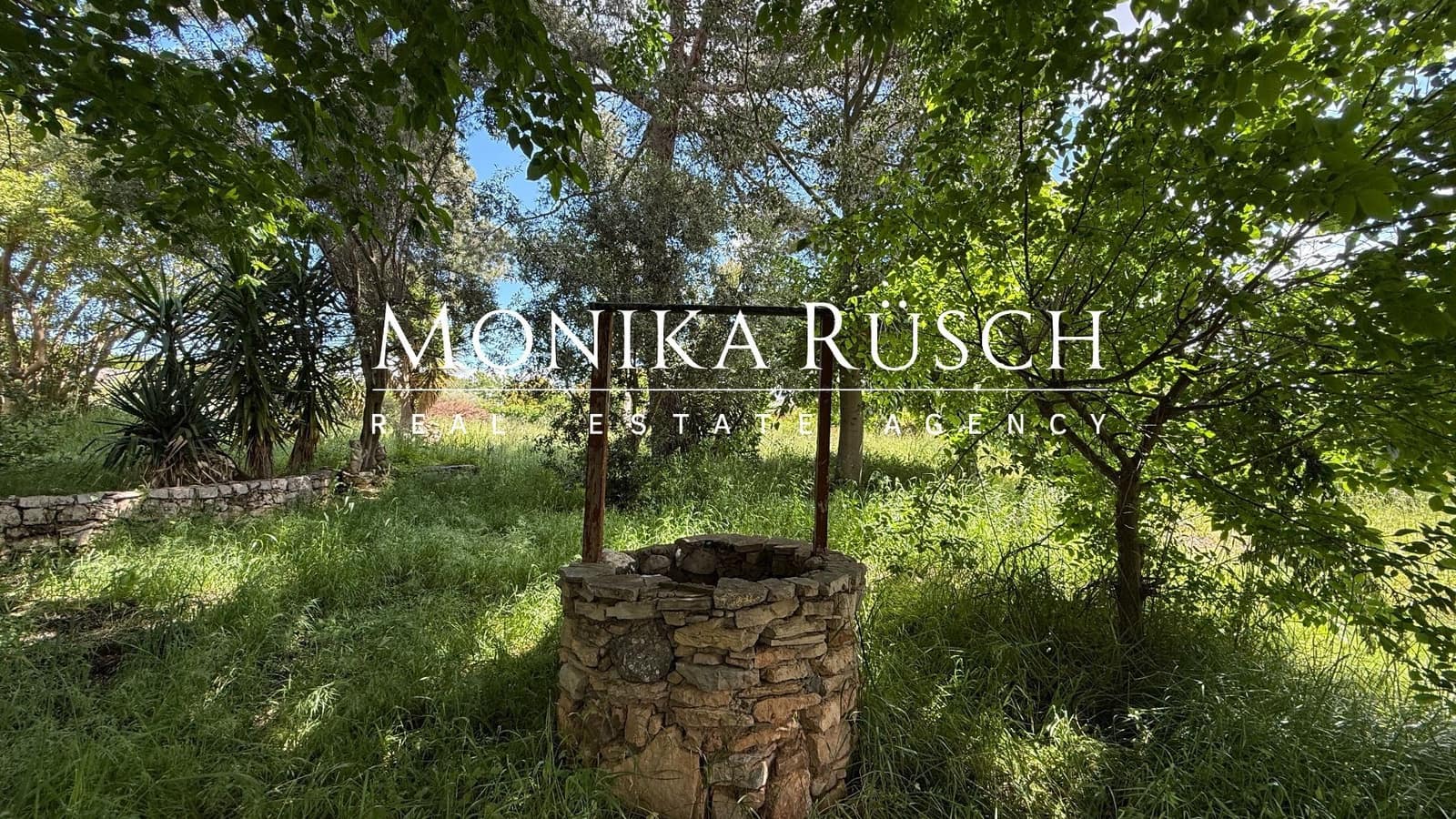 3 soverom Villa til salgs i Palleja med garasje - € 400 000 (Ref: 8982110)