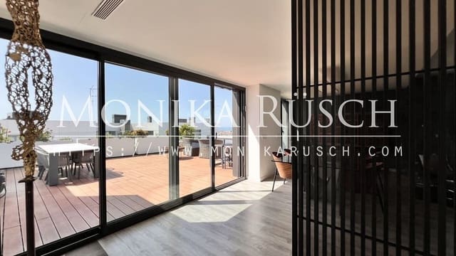 3 bedroom Penthouse for rent in Sitges with pool garage - € 5,500 (Ref: 9001028)
