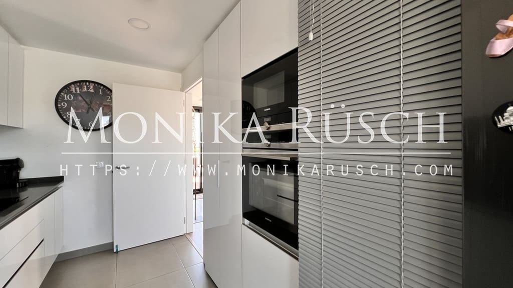 3 bedroom Penthouse for rent in Sitges with pool garage - € 5,500 (Ref: 9001028)