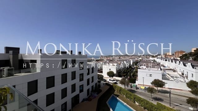 3 bedroom Penthouse for rent in Sitges with pool garage - € 5,500 (Ref: 9001028)