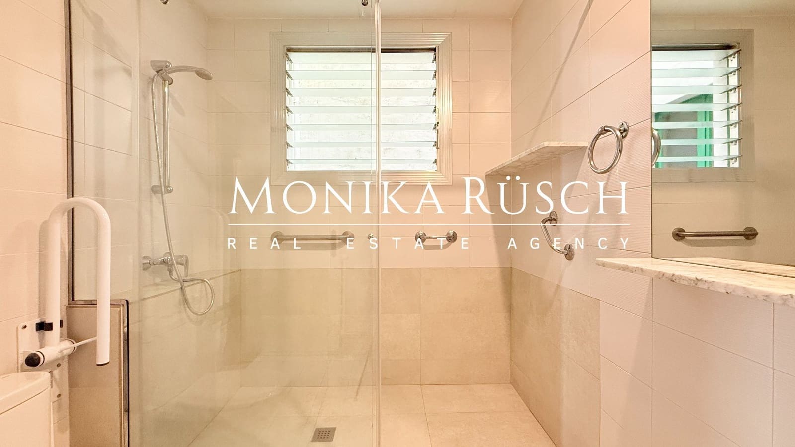 7 bedroom Flat for sale in Barcelona city with garage - € 975,000 (Ref: 9036389)