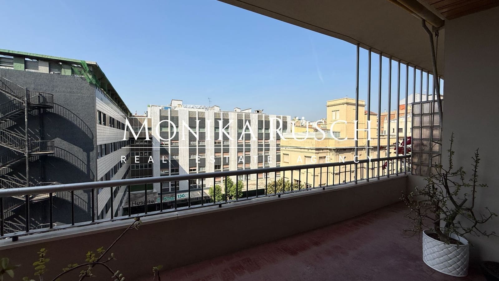 7 bedroom Flat for sale in Barcelona city with garage - € 975,000 (Ref: 9036389)