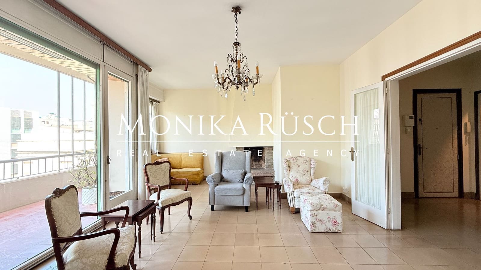 7 bedroom Flat for sale in Barcelona city with garage - € 975,000 (Ref: 9036389)