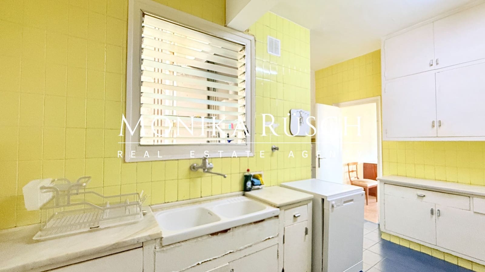 7 bedroom Flat for sale in Barcelona city with garage - € 975,000 (Ref: 9036389)