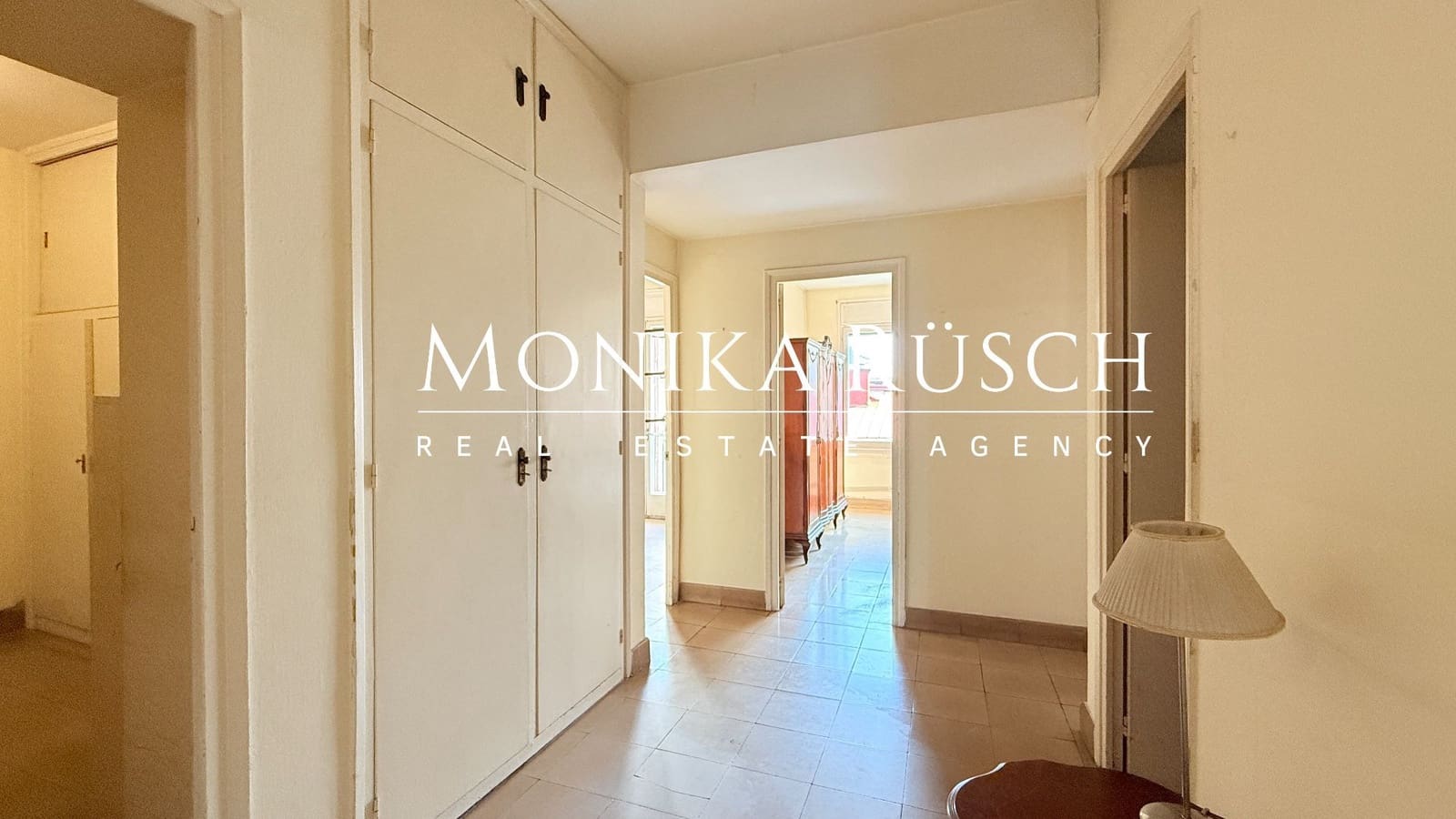 7 bedroom Flat for sale in Barcelona city with garage - € 975,000 (Ref: 9036389)