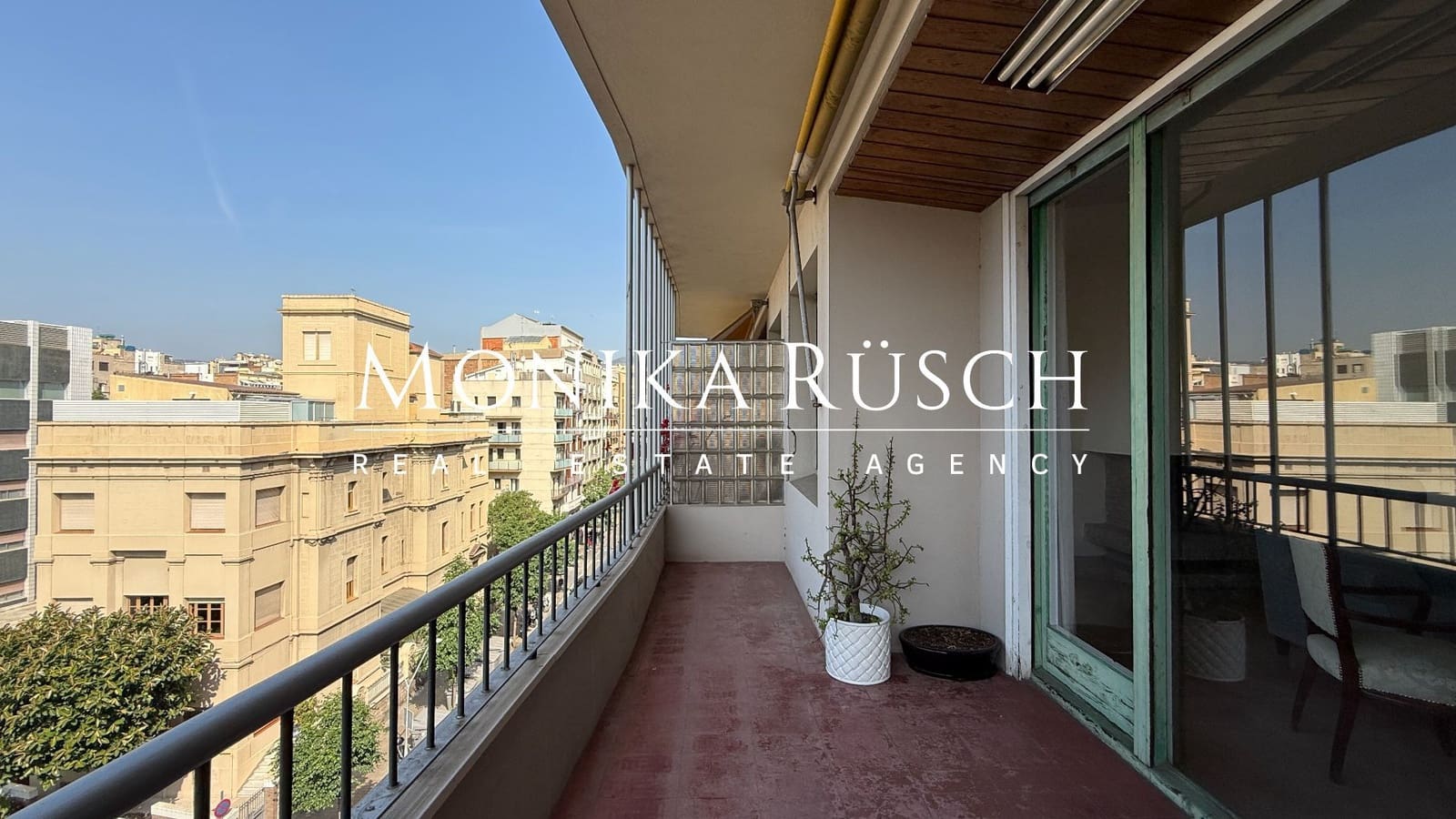 7 bedroom Flat for sale in Barcelona city with garage - € 975,000 (Ref: 9036389)
