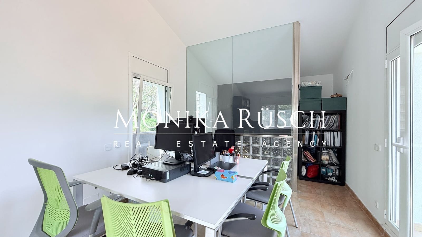 4 bedroom Villa for sale in Olivella with pool garage - € 490,000 (Ref: 9068512)