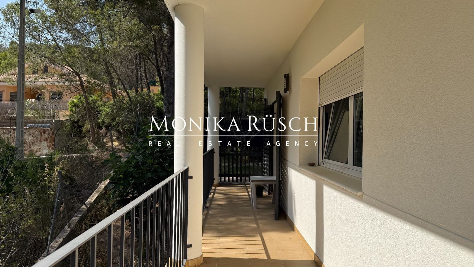 4 bedroom Villa for sale in Olivella with pool garage - € 490,000 (Ref: 9068512)