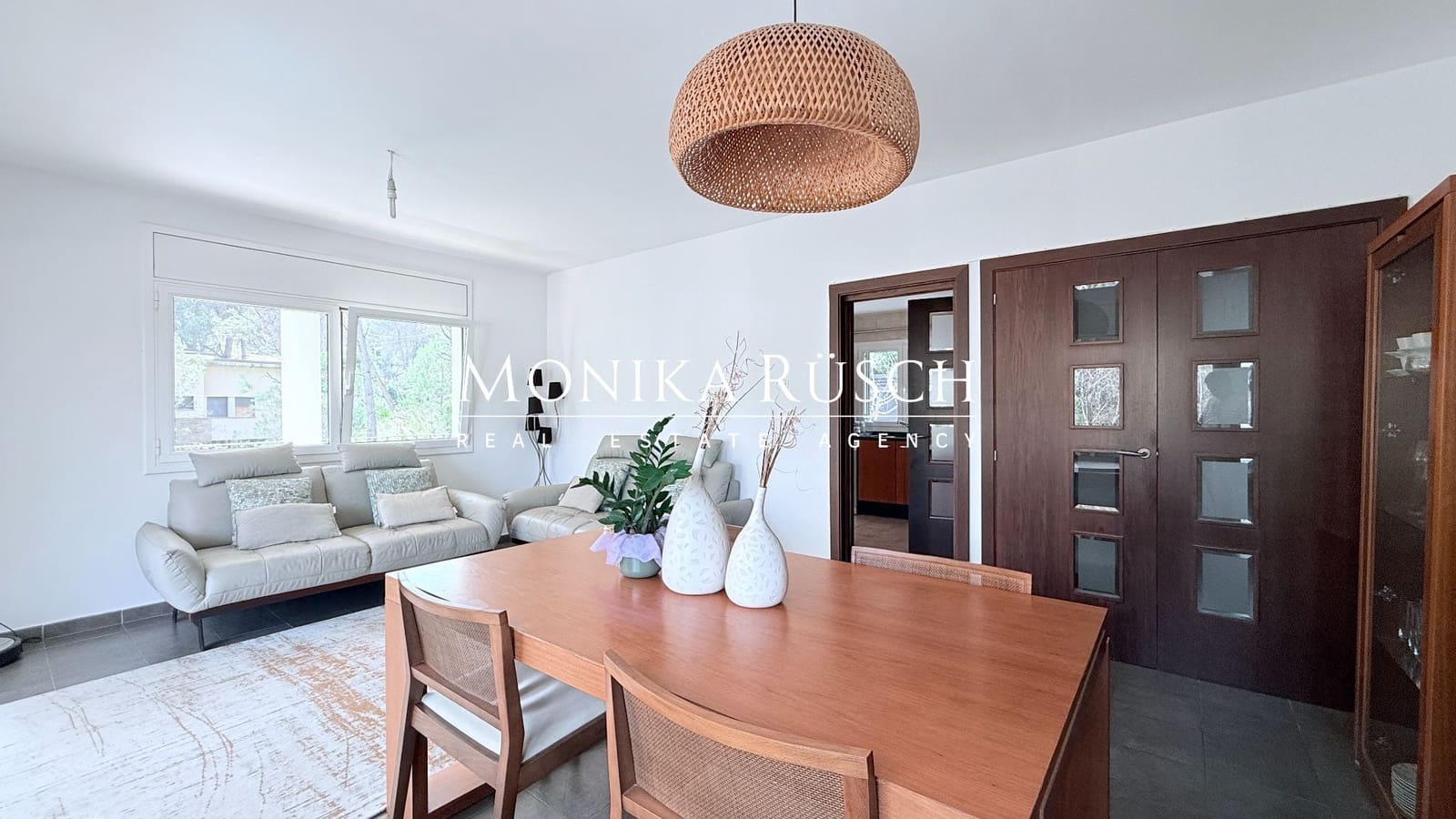 4 bedroom Villa for sale in Olivella with pool garage - € 490,000 (Ref: 9068512)