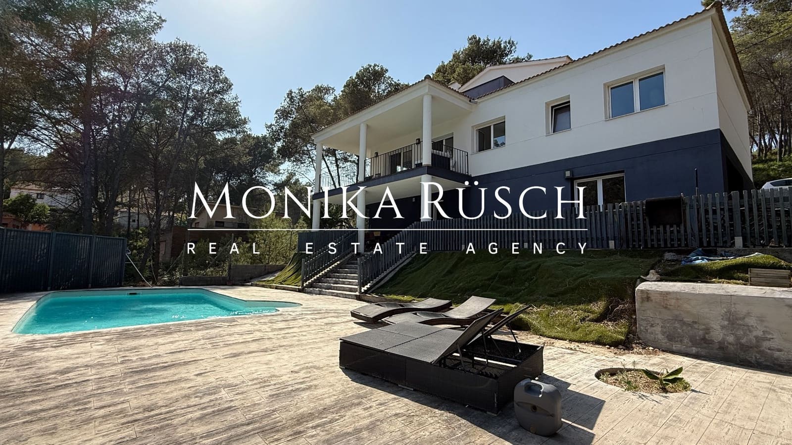 4 bedroom Villa for sale in Olivella with pool garage - € 490,000 (Ref: 9068512)