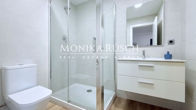 5 bedroom Semi-detached Villa for rent in Castelldefels with pool garage - € 4,300 (Ref: 9074841)