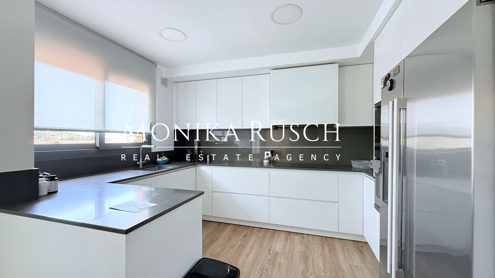 5 soveværelse Semi-Rækkehus til leje i Castelldefels med swimmingpool garage - € 4.300 (Ref: 9074841)