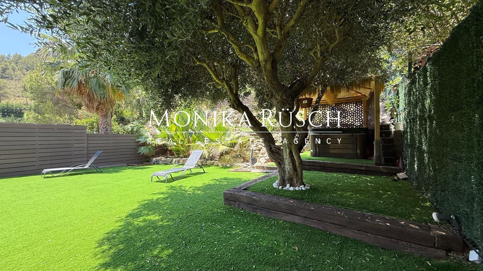 5 soveværelse Semi-Rækkehus til leje i Castelldefels med swimmingpool garage - € 4.300 (Ref: 9074841)