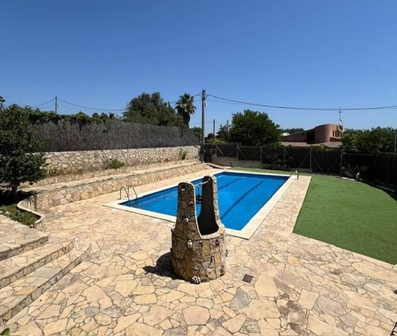 4 bedroom Villa for sale in Pallejà with pool garage - € 750,000 (Ref: 9106254)