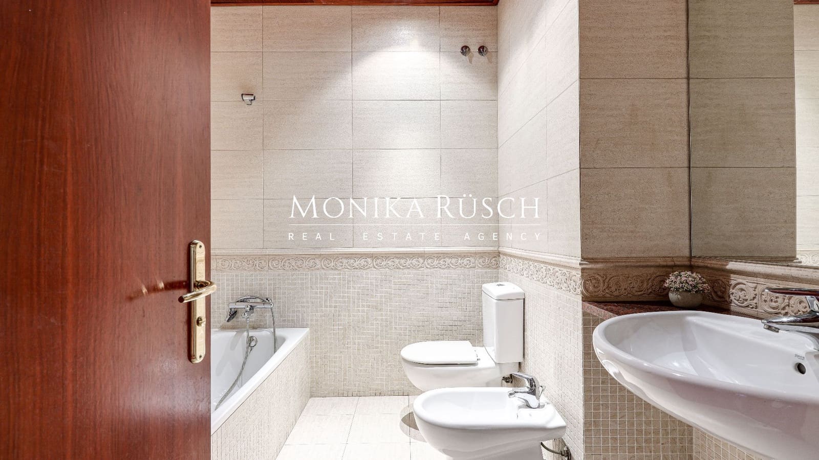 3 bedroom Flat for rent in Barcelona city - € 2,925 (Ref: 9219690)